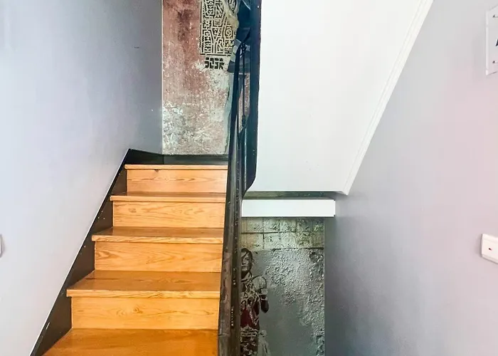 Modern Close To Timeout Market *