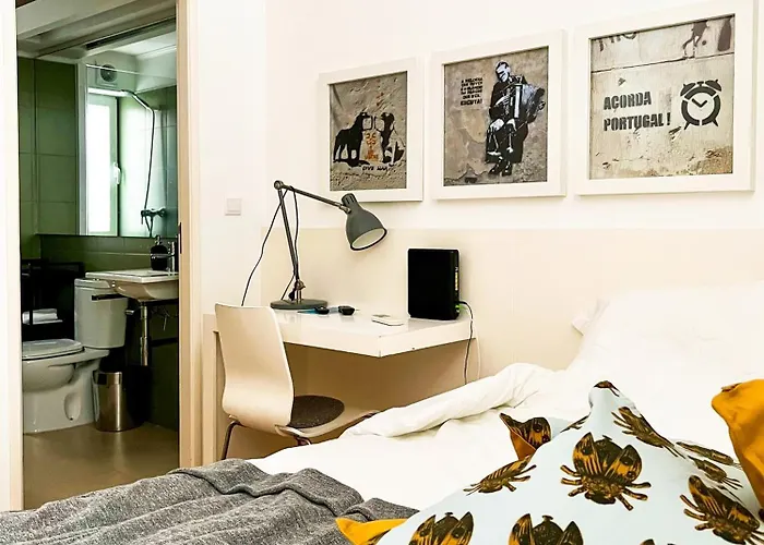 Modern Close To Timeout Market